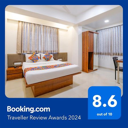 Fabhotel The Mint Мумбай Екстериор снимка